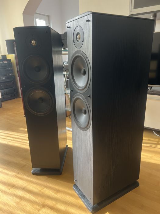 Boxe de podea Polk Audio RT16