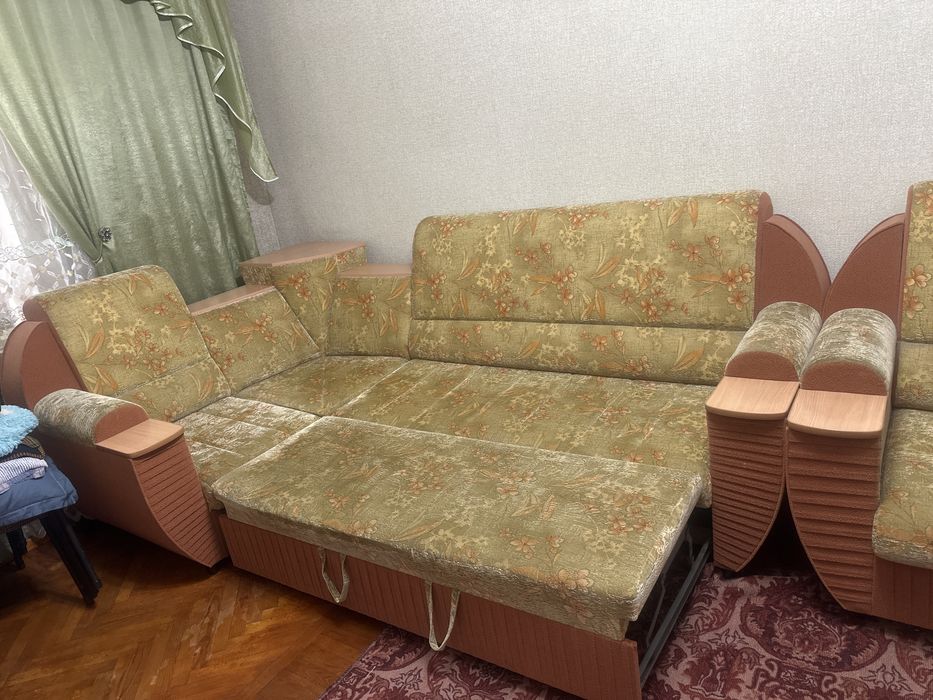 Диван угловой с креслом