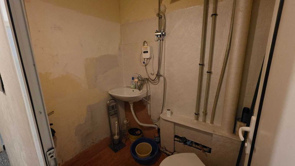 Продава се Двустаен апартамент в София, Надежда 4 - 65 кв.м за 1862 €/кв.м - Снимка #9