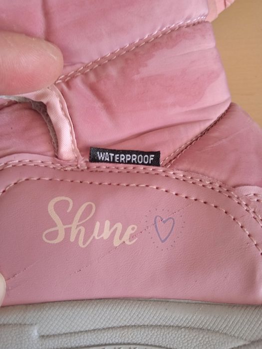 Продавам детски ботуши /апрески LCW