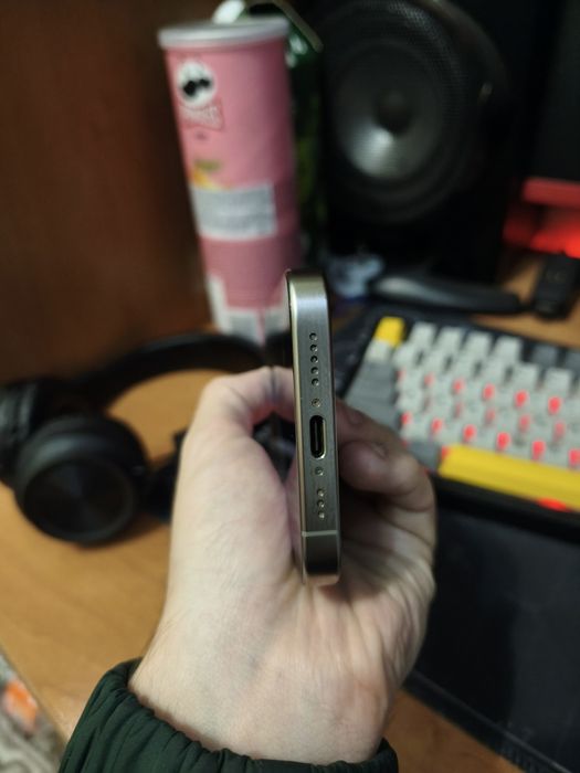 iPhone 15 Pro, 256gb, gray, 79% акб