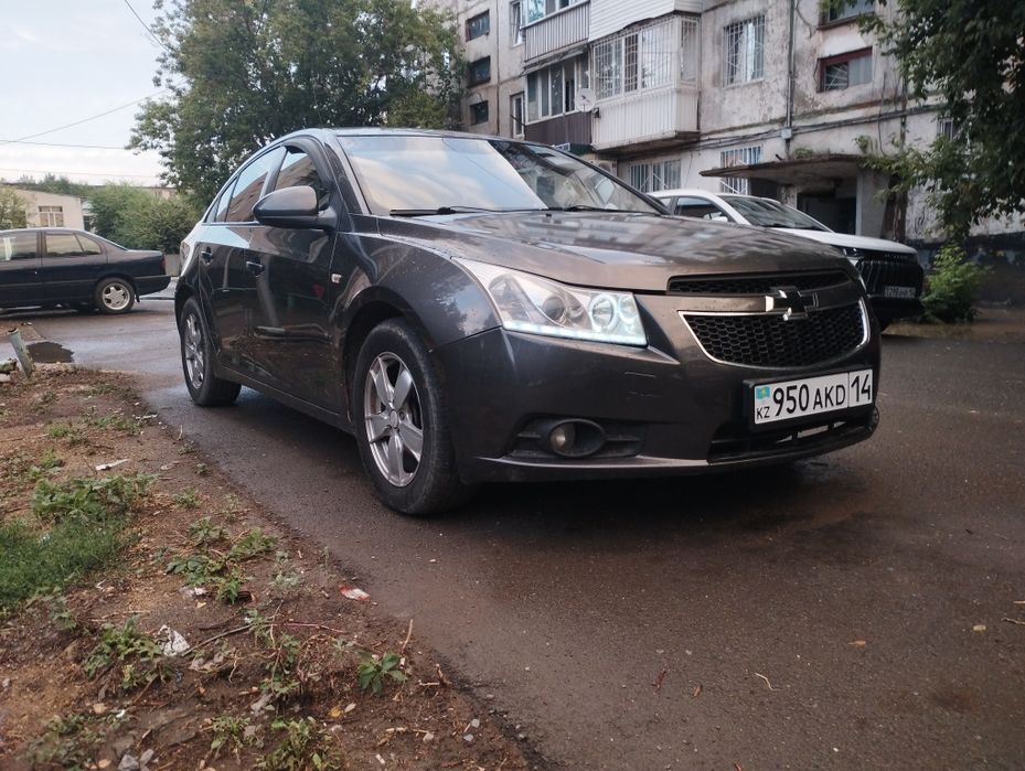 Продам Chevrolet Cruze