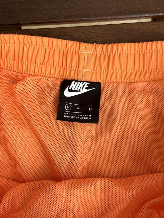 Мъжки къси панталони Nike - размер М, Отлично състояние
