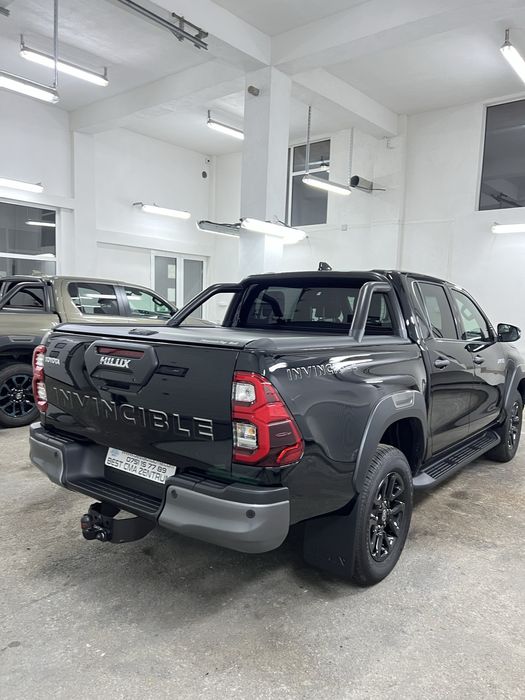 Toyota Hilux Invincible 2.8d 48V Mild Hybrid , Pret afisat TVA inclus