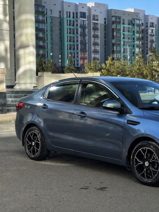 Продам машину kia rio