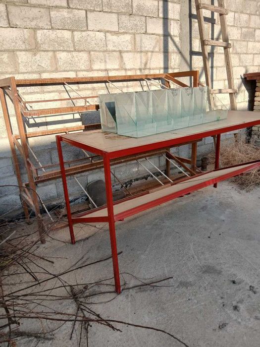 Mevalar qoyadigan magazin uchun