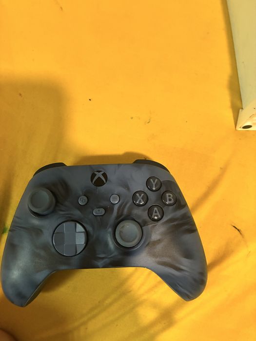 Xbox series s aproape nou