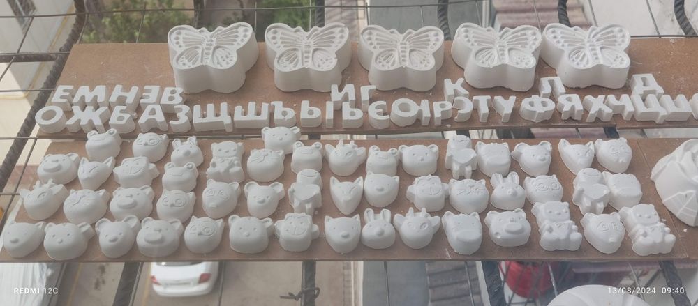 Gipsdan yasalgan stilizovanniy shakllar buyurtma boʻyicha ysab beraman