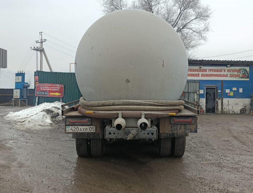 Продается КамАЗ ассенизатор