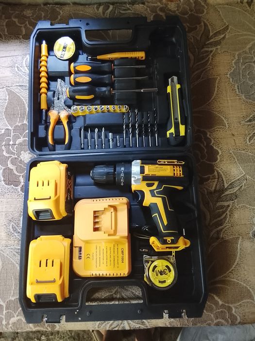 Bormașină și flex funcțional