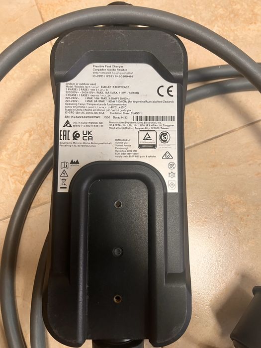 BMW Flex charger 2.0 зарядно за електромобил до 11kW