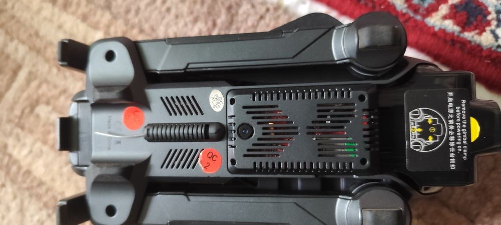 Дрон до 3 км с екстри и три батерии.