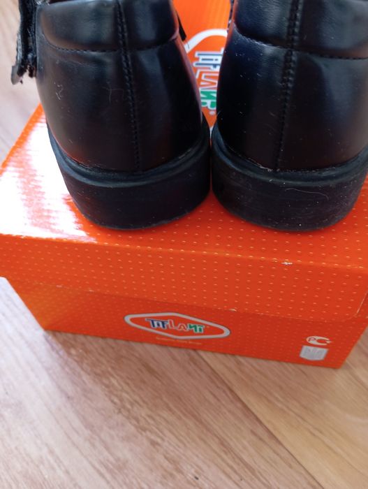 Обувь на девочку