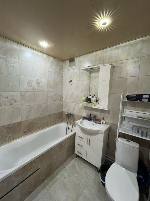 Продам 2х комнатную квартиру космическая 16