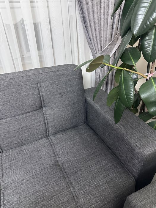 Дивани -2 броя Нови