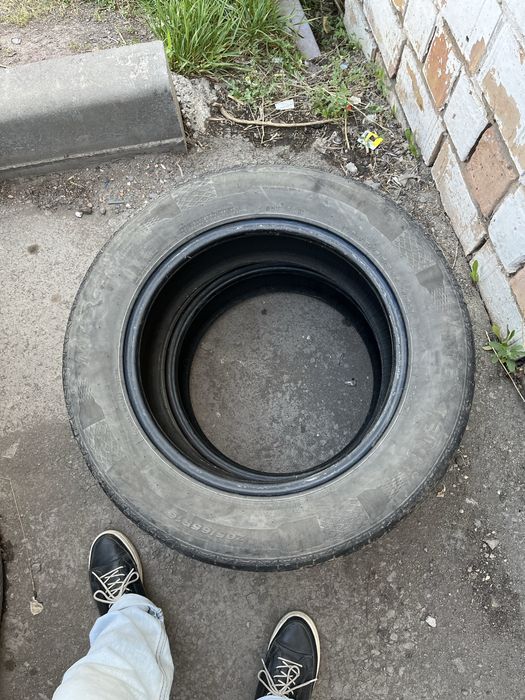 Продаю летние резины  205/65R16
