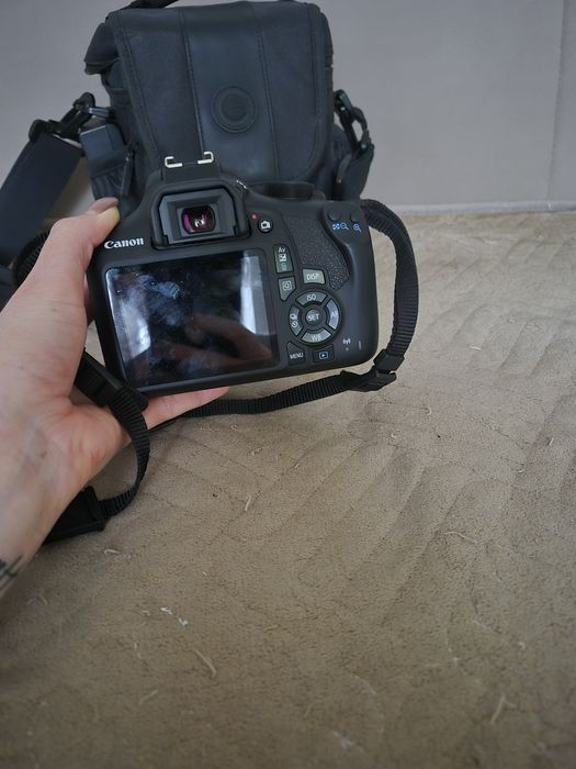 Фотоаппарат Canon 1300