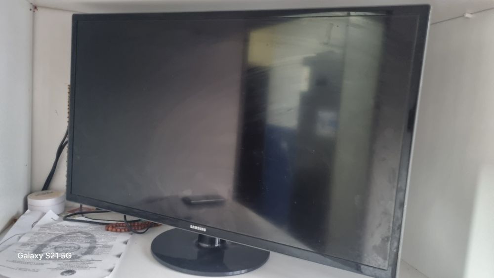 Samsung 32 talik telvizor sotiladi