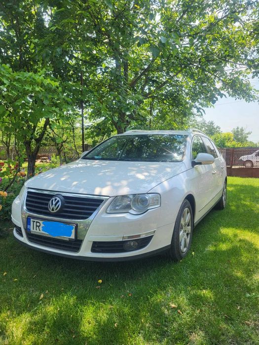 Volkswagen Passat B6 2.0 TDI (adaptat pentru persoane cu dizabilitati)
