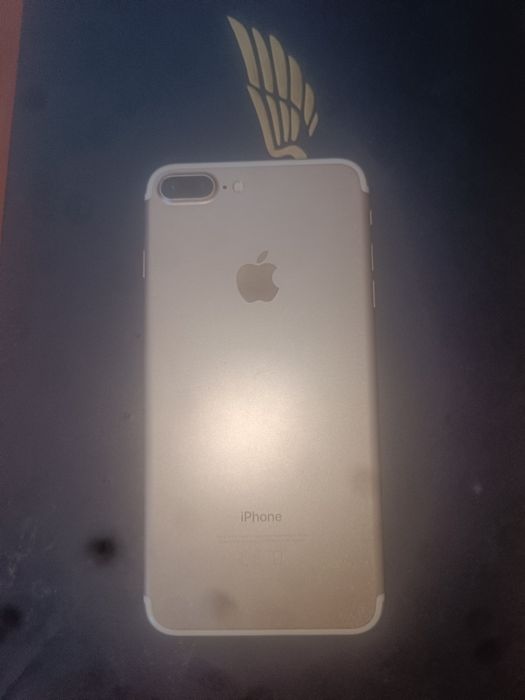 IPHONE 7+ 128 гб 77% емкость