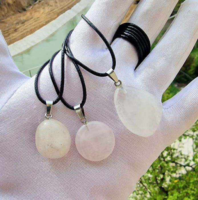 Кулоны Горный Хрусталь.