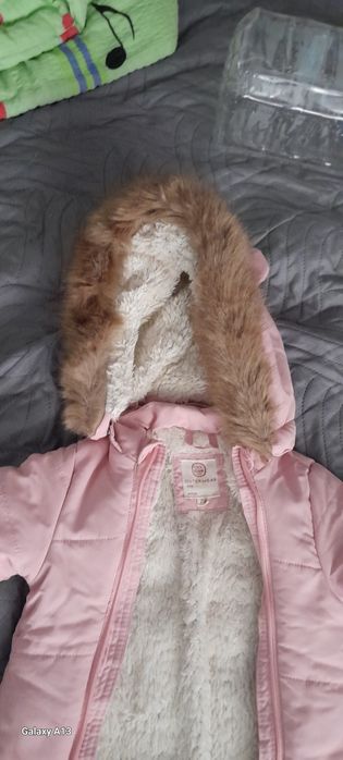 Vând combinezon iarna fetițe