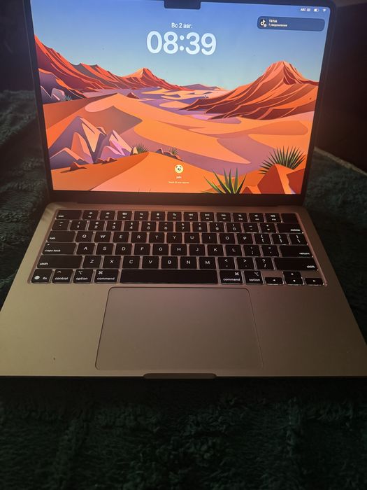 Macbook air 2025 M4 16/256
