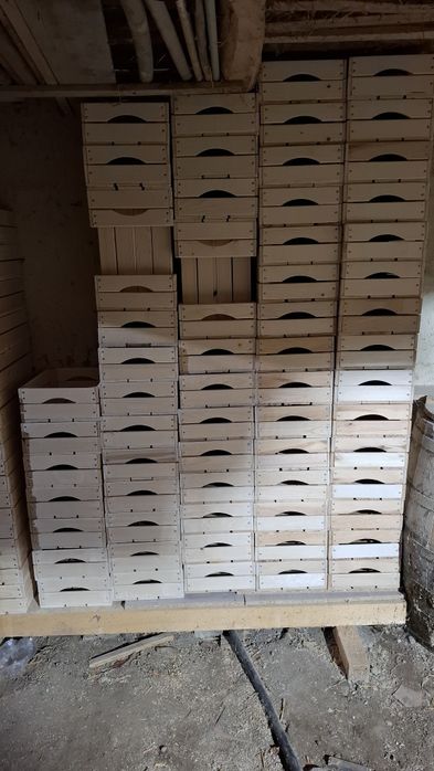 Дървени щайги за подаръчни комплекти