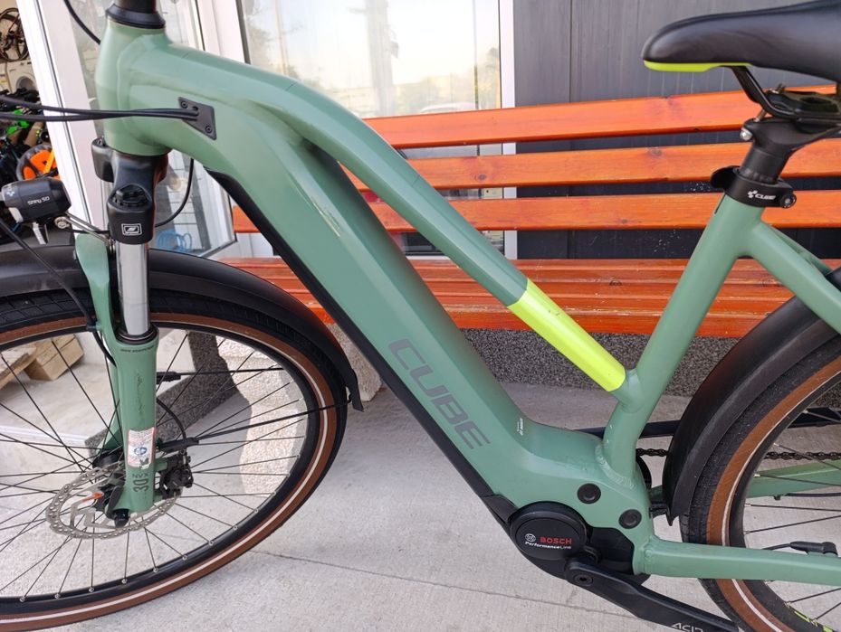 Електрически велосипед CUBE TOURING  2023г