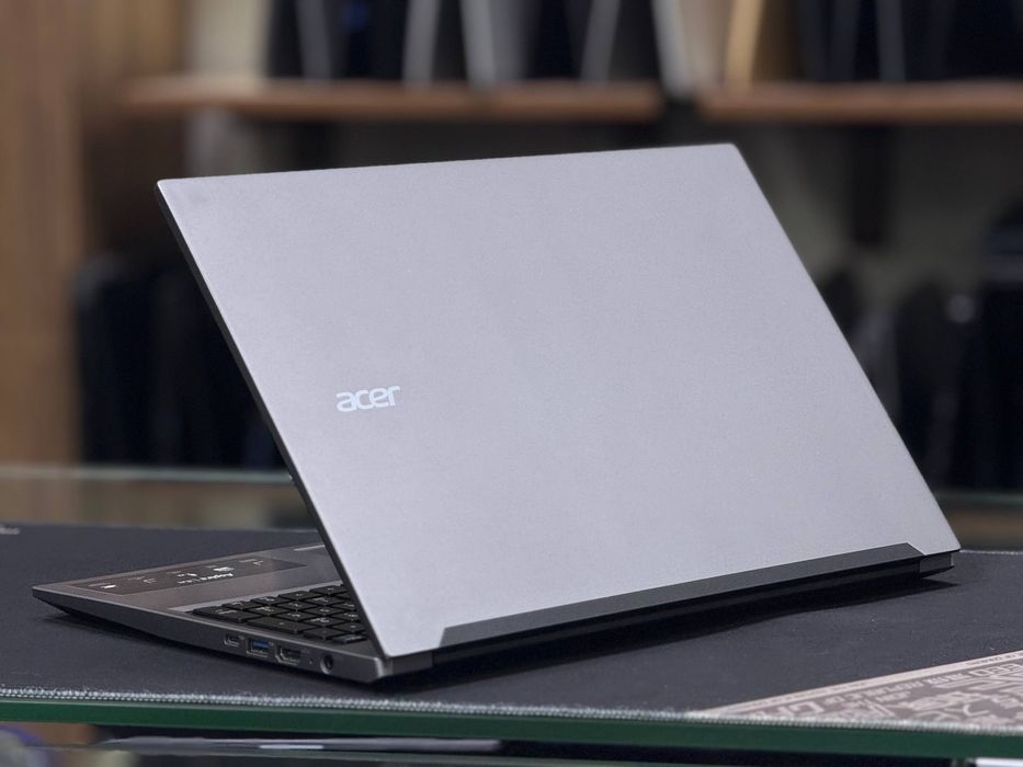 Ноутбук acer Aspire Lite 15 (Core i7 12) AMD Ryzen 7 5700 почти новый