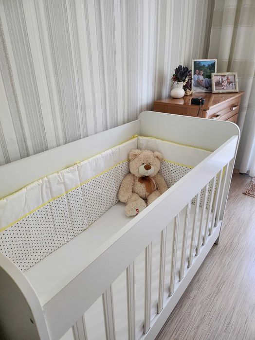 Детска дървена кошара