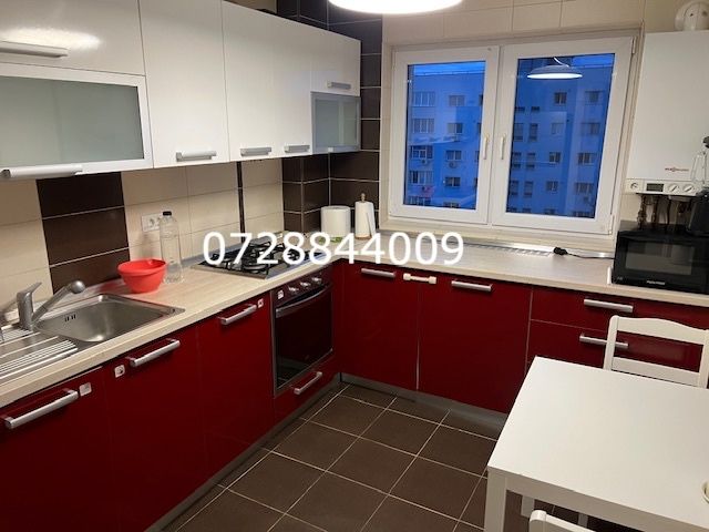 Proprietar, inchiriez 2 camere, centrala, Ramnicu Valcea, Dristor