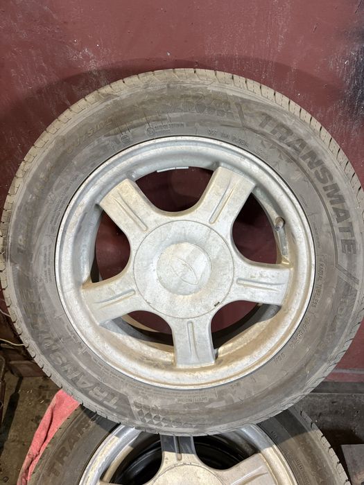 Продам диски с резиной Приора 1