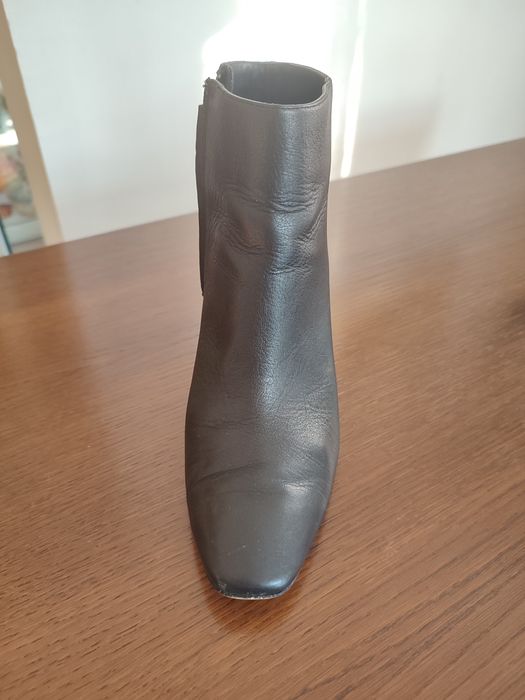 Кожени обувки Zara