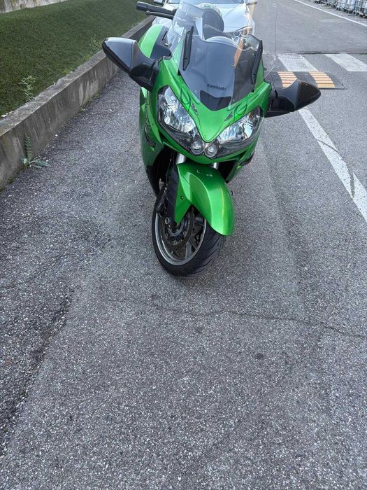 Kawasaki GTR 1400