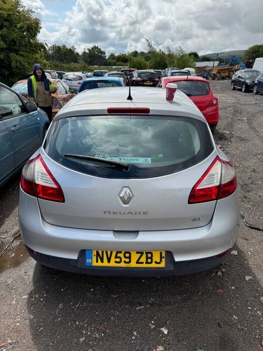 Dezmembrari Renault Megane 3 1.5 dci K9K832 an 2010