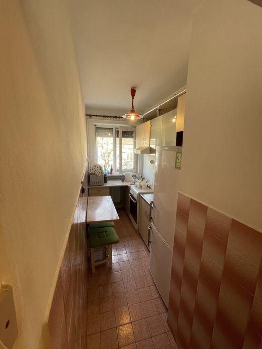 Inchiriez apartament 2 camere