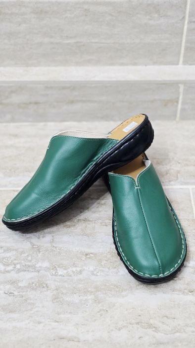 Saboți noi din piele naturala, nr.37