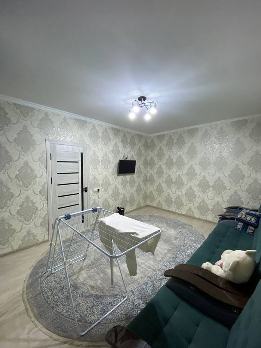 Яшнабадский р-н улица Мугроб 3 комнатная дом на земле