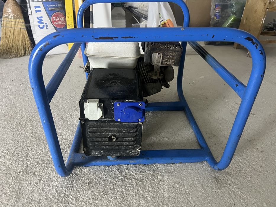 Generator electric 3.9kw / motor honda GX120 / pentru sudura