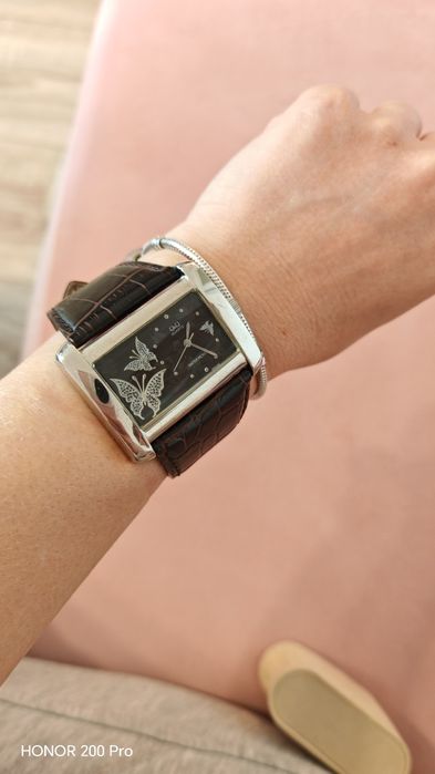 Дамски Часовник Q&Q