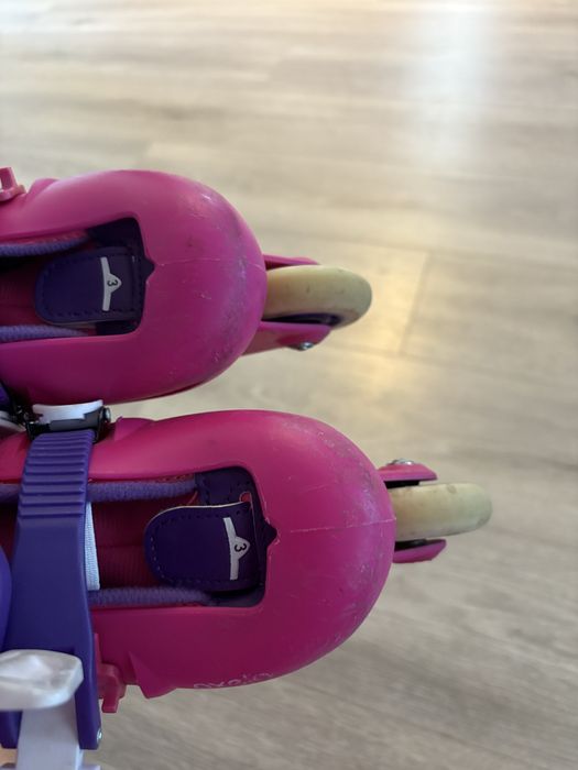 Role fetita marime reglabila 26-28 + protectii