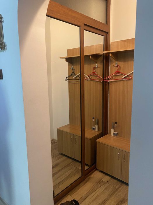 Vand apartament 2 camere cartier OBOR