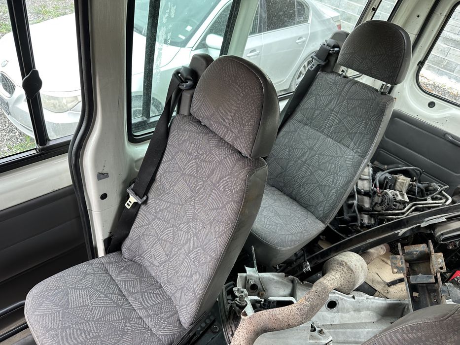 Ford Transit 2.4TDI-8+1  2005 Г само на части