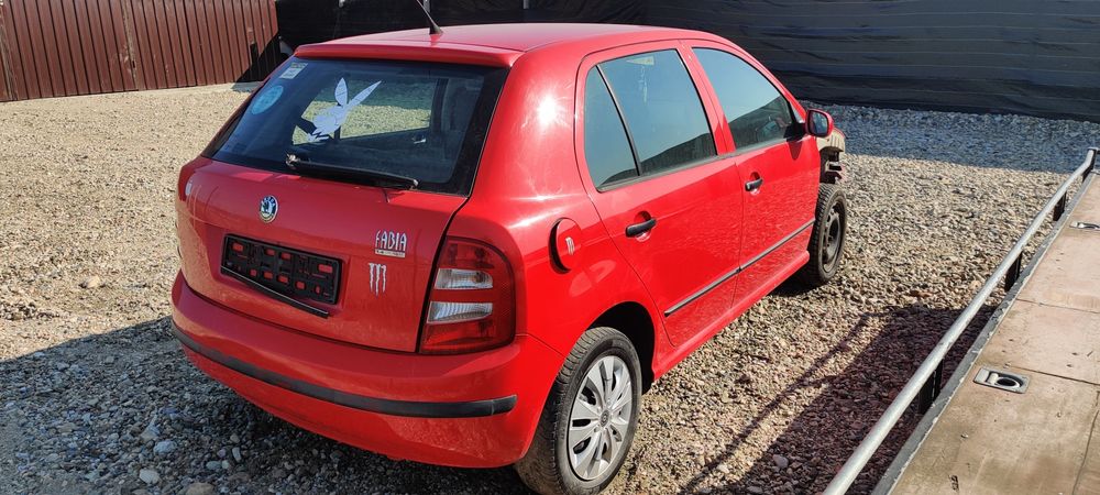 Vindem piese rezultate din dezmembrarea unei Skoda Fabia