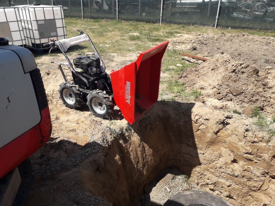 Dumper Hecht 2636 mini