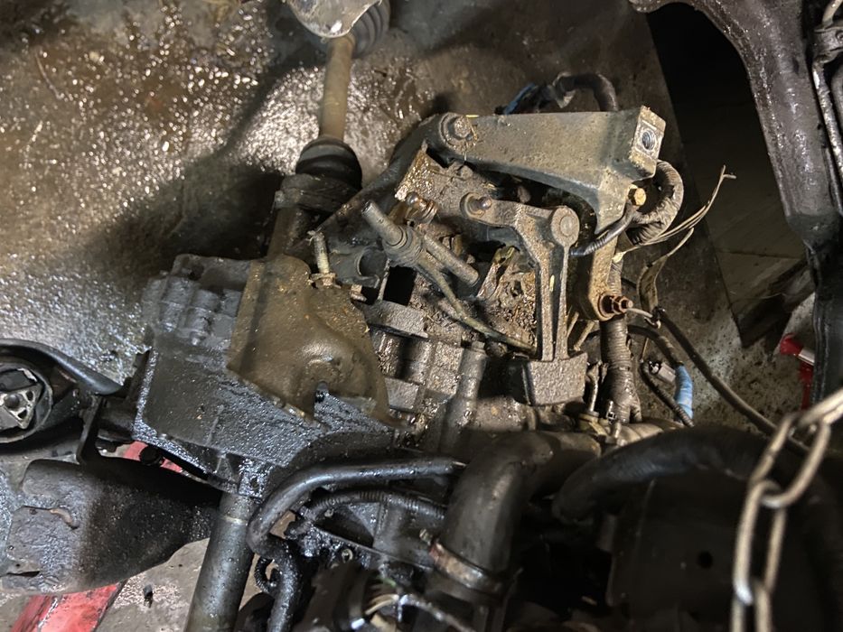 Vand cutie ford focus 2 1.8tdci 5+1 trepte