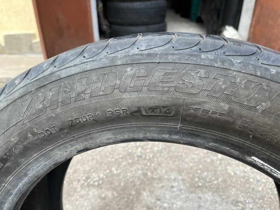 2 бр. летни гуми 225/55/17 Bridgestone RSC 5,2 mm DOT 1714