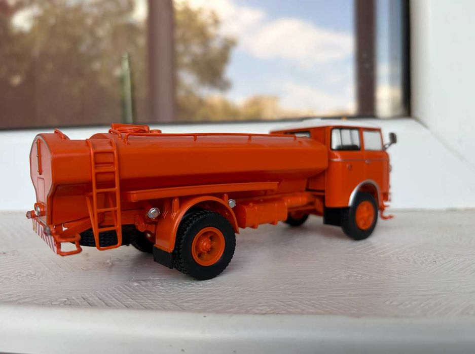 Skoda Liaz 706 RTH цистерна - мащаб 1:43 на DeAgostini