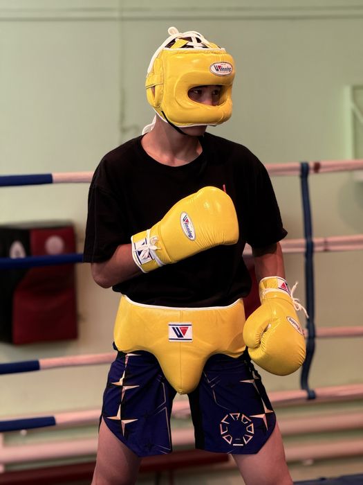 Шлем, перчатка, бандаж